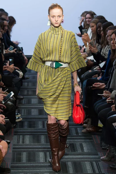 Look 20